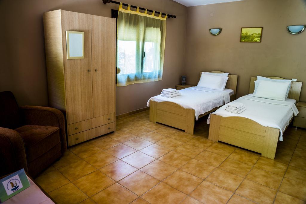 Porto Lagos Rooms Exterior photo